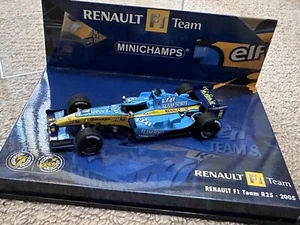 Minichamps Renault F1 Team R25 F1 2005 Race Car 1/43 Team Edition - Picture 1 of 6