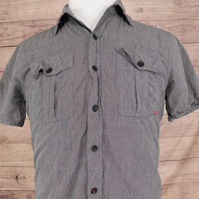 Camisa Element Para Hombre Gris Mediana Manga Corta Botón Frontal Doble Bolsillos en el Pecho Foto 1 de 4