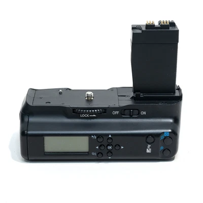 Meike MK-550DL Battery Grip for Canon EOS 550D 600D 650D 700D / Rebel - Tested! - Image 1 of 4