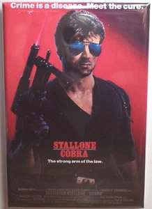 Cartel de película Cobra MAGNET 2" X 3" armario refrigerador Stallone - Imagen 1 de 3