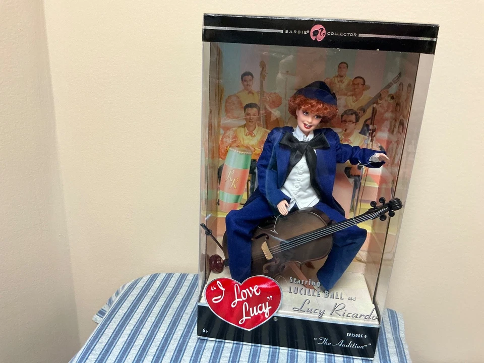 (1) Muñeca Lucy Foto 1 de 1