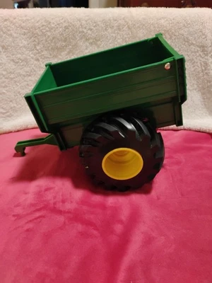 John Deere Monster Treads Dump Trailer/Wagon By Tomy Play Tractor Farm 46260 - Image 1 of 4
