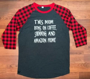 This Mom Runs On Coffee, Swimming, And Amazon Prime Shirt Langarm Gr. XL - Bild 1 von 6