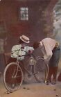 Fahrrad AK 1912 Plattfu Prchen bei der Reparatur Bicycle Fiets 1812138