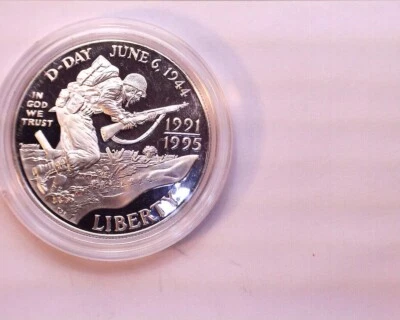 Silver Dollar 1991-1995 World War II D-Day Commemorative Proof in Capsule! - Image 1 of 4