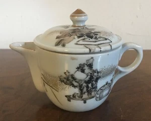 Antigua tetera china de porcelana del siglo XVIII sabor Kangxi - Imagen 1 de 12