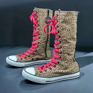 Converse Junior Kids Knee High Cheetah Print Lace Up Girls Shoe Size 3.5 636379C - Picture 1 of 24