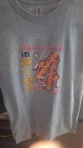 New Closing Deals in High Heels Mens Size Small Gildan T Shirt - Picture 1 of 1
