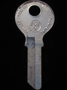 SB4 SAAB Door Trunk KEY BLANK 1957-1963: 93 93B GT750 95 96 96GT 96 Sport S70U - Picture 1 of 4