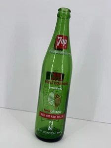 Botella conmemorativa vintage 7-up 1976-77 Portland Trailblazers Campeones del Mundo - Imagen 1 de 3