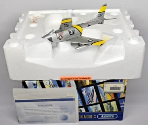 ARMOUR FRANKLIN MINT 1:48 DC USAF "JOLLY ROGER" F-86F SABRE B11B926 NIB W/SHIPR - Picture 1 of 7