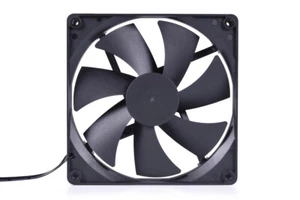Alphacool Core 140mm Lüfter PWM 2500rpm (140x140x25mm) - Afbeelding 1 van 5