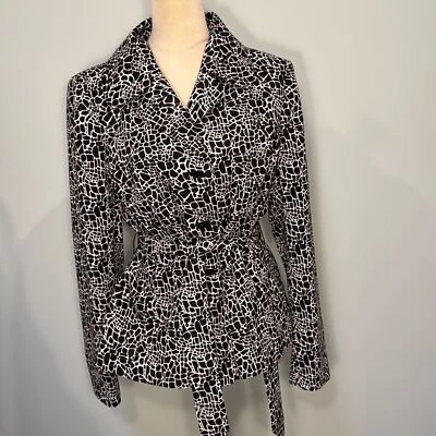 LE SUIT Essentials Chaqueta Ligera Estampada Blanco y Negro Talla 12 Foto 1 de 4