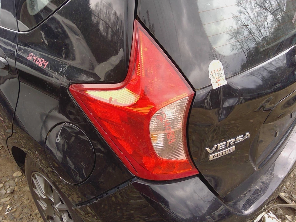 Conjunto de luz trasera izquierda lado del conductor Nissan Versa Note 14-19 OEM 265553WC0A Foto 1 de 1