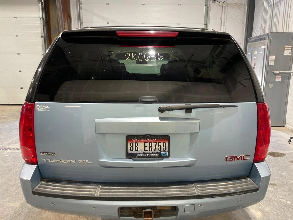 2009 - 2014 GMC Yukon XL1500 Space Blue Metallic-GLF Power Liftgate w/Camera Foto 1 de 4