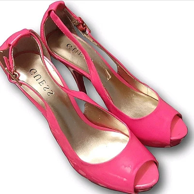 Tacones de aguja Guess para mujer talla 8 con hebilla Foto 1 de 4