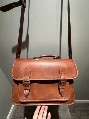 Bolso Bandolera ONA The Brooklyn Cámara Mensajero Cuero Castaño Bolso de Hombro Foto 1 de 4