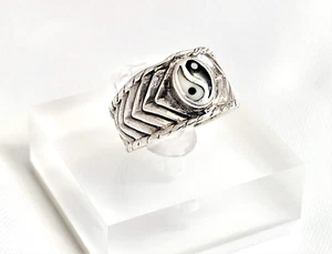 VTG Sterling Silver Wide Band Ying Yang Ring Sz 6 Artisan Crafted Jewelry Boho - Picture 1 of 7