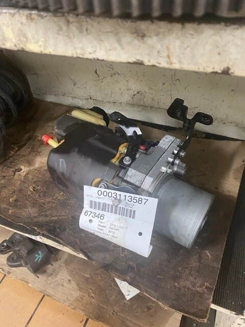 2013-2015 Nissan Pathfinder Electronic Hydraulic Power Steering Pump As 3.5L Oem - Image 1 of 1