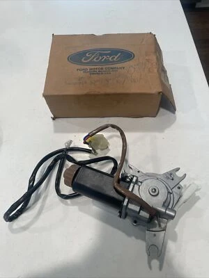 Nuevo de Lote Antiguo Ford E9SZ-14B150-A 1989-93 Thunderbird Cougar Cinturón de Seguridad Derecho Motor OEM  Foto 1 de 4