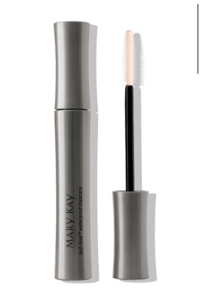 New In Box Mary Kay Lash Love Waterproof Black Mascara Full Size - Image 1 of 1