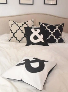 Almohada e inserto de ciudad moderna decorativa básica diseño And And Mark - Imagen 1 de 17