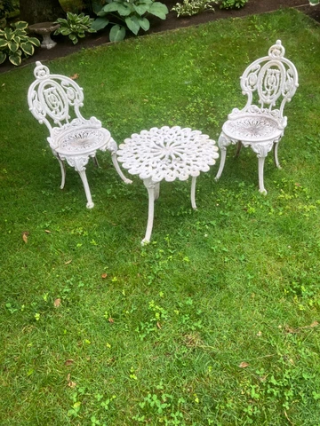 Heavy antique Atlanta Stove Works cast iron chairs table Garden Patio Planter Cover