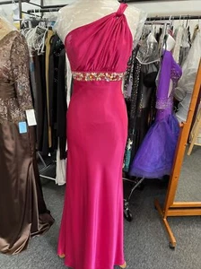 Thea Dora Fuchsia Beaded One Shoulder Prom Evening Dress size 10 - Picture 1 of 9
