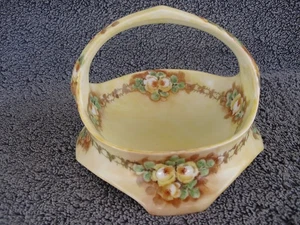 Vintage Porzellan Bavaria Floral Bonboniere mit Henkel - Bild 1 von 5