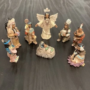 Native American Nativity Set South Western USA WMG Resin Figurines 8 Pieces - Picture 1 of 7