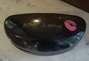 Vintage Betsey Johnson Sonnenbrille Brillenetui schwarz mit Logo - Pink Kiss glänzend - Bild 1 von 11