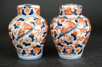 Ancienne paire de vases Imari japonais 19ème siècle avec couvercles d'origine... - Photo 1/4