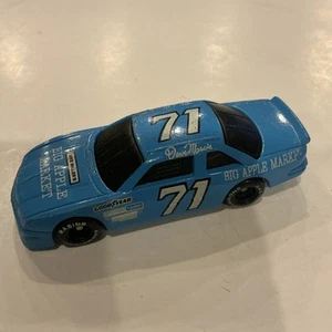 Racing Champions | Dave Marcis #71 Big Apple Market 1:64 Diecast - Picture 1 of 2