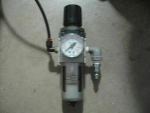 SMC NAW3000-N02 Regulator Airline Ausrüstung 7-120PSI - Bild 1 von 1