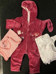 Babykleidung Paket Gr. 56/62 Mädchen; Neugeborene; Strampler, Outdoor Einteiler - Bild 1 von 7