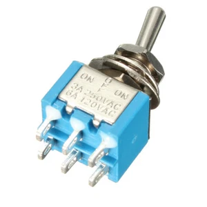 MINI INTERRUTTORE DEVIATORE 3 POSIZIONI A BILANCIERE ON ON 6A 125V - Foto 1 di 1