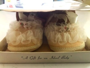 Vintage Mrs. Days Ideal Baby Shoe in Original Box. White, Size 1, Style 55 - Picture 1 of 4