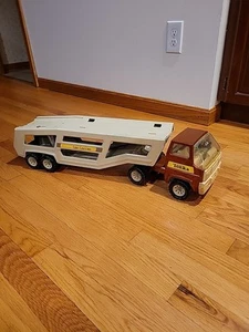 Neumáticos de camión TONKA de colección años 70 auto portador XR-101 estado buen estado - Imagen 1 de 14