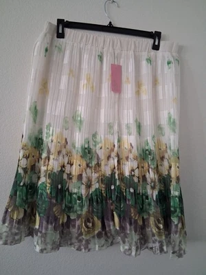 Falda de mujer XL plisada totalmente forrada por Metrowear  Foto 1 de 2