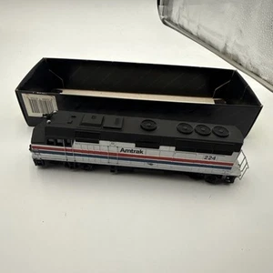 BACHMANN SPECTRUM 87004 HO AMTRAK PHASE II EMD F40PH DIESEL LOCOMOTIVE #224 - Picture 1 of 18