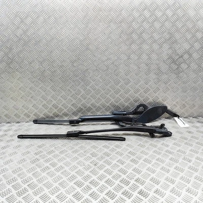MERCEDES-BENZ E Cabrio A238 Front Wiper Arms A2388201000 2.0 Diesel 32983097 - Image 1 of 4