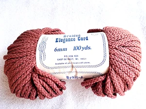 NEU VINTAGE DUSTY ROSE GEFLOCHTENE ELEGANZ KORDEL 6mm 100 Yard - BASTELN MAKRAMEE - Bild 1 von 2