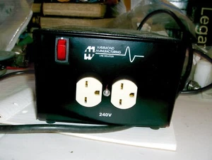 HAMMOND MANUFACTURING STEP UP 120V TO 240V model 298DT - Picture 1 of 4