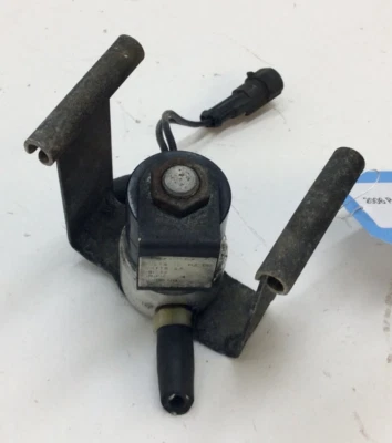 Solenoide de válvula de escape Polaris con soporte 700 RMK HO Fusion Touring 4011244 Foto 1 de 4