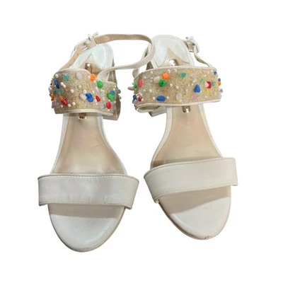 Sandálias SOPHIA WEBSTER salto bloco pedras preciosas frisadas brancas alça no tornozelo tamanho 38.5/8 - Imagem 1 de 4