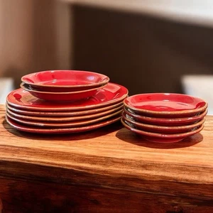 Vietri Rosso Vecchio 11 Pc Set Plates & Bowls Made in Italy Discontinued Red - Picture 1 of 8