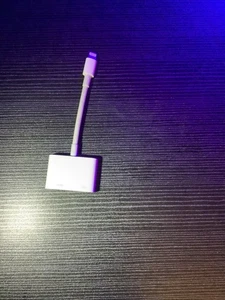 Genuine Apple Lightning AV Cable to HDMI Port Adapter for iPhone 14 13 12 11 XR - Picture 1 of 6