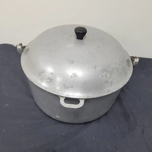 Vintage Majestic Cookware Aluminum Dutch Oven Kettle With Lid 5 Quart w/Handle - Picture 1 of 8