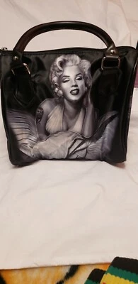 DGA HANDBAG - Image 1 of 2