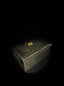Humidor de fibra de carbono Perdomo medidas 13" L x 10" W x 5,5" H - Imagen 1 de 17